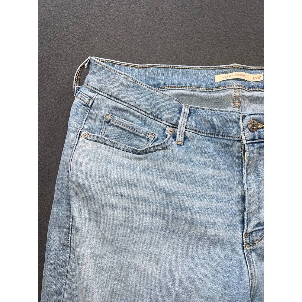 Levi's Classic Straight Jeans Womens 16 W Blue Light Wash Denim Stretch A010093 - Picture 3 of 11